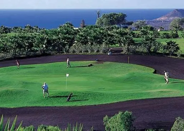 Super Penthouse Ocean View 圣米格尔德阿沃纳